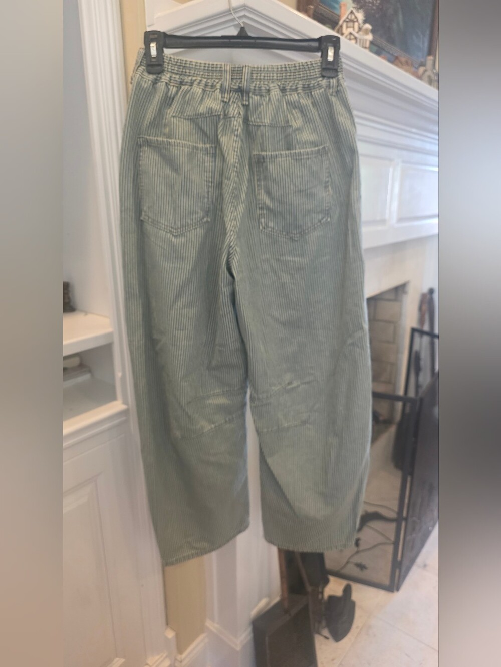 Women’s Blue Striped Barrel Leg Jeans - Picture 2 of 4